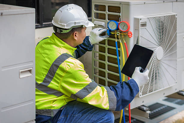 Professional Hvac technician working in McChord AFB, WA